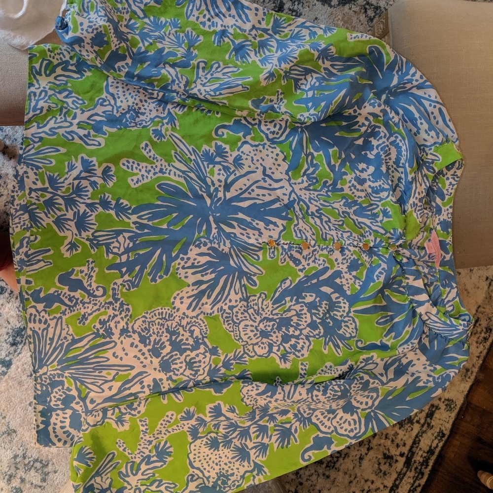 Lily Pulitzer Elsa shirt